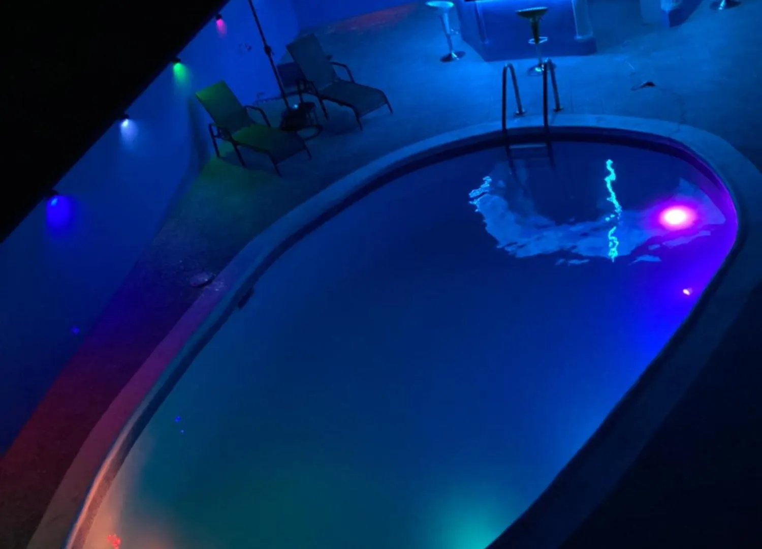 Blue Flamingo Villa 蒙特哥贝