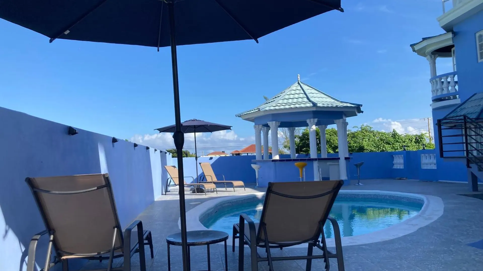 Blue Flamingo Villa 蒙特哥贝