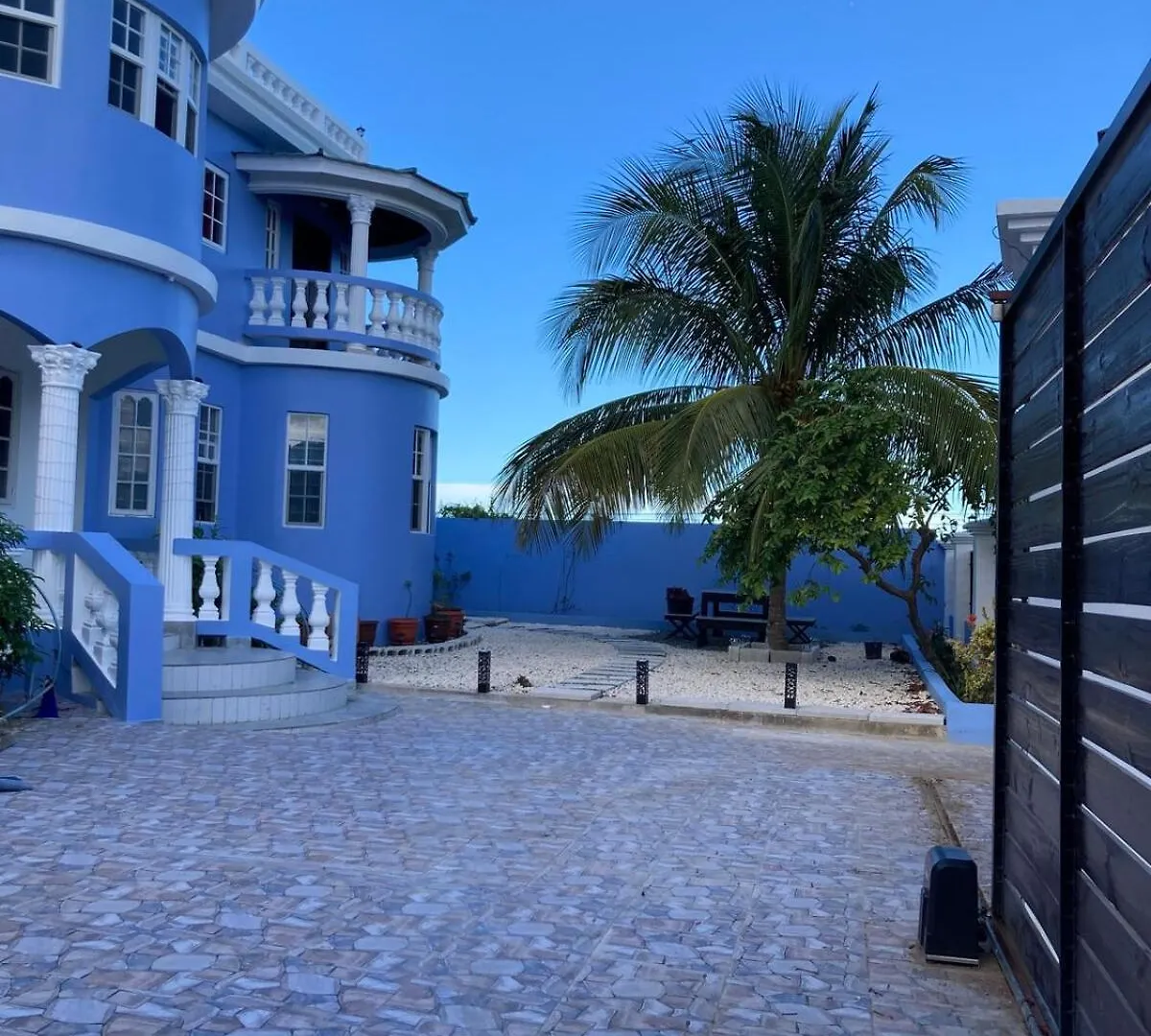 Blue Flamingo Villa Montego Bay