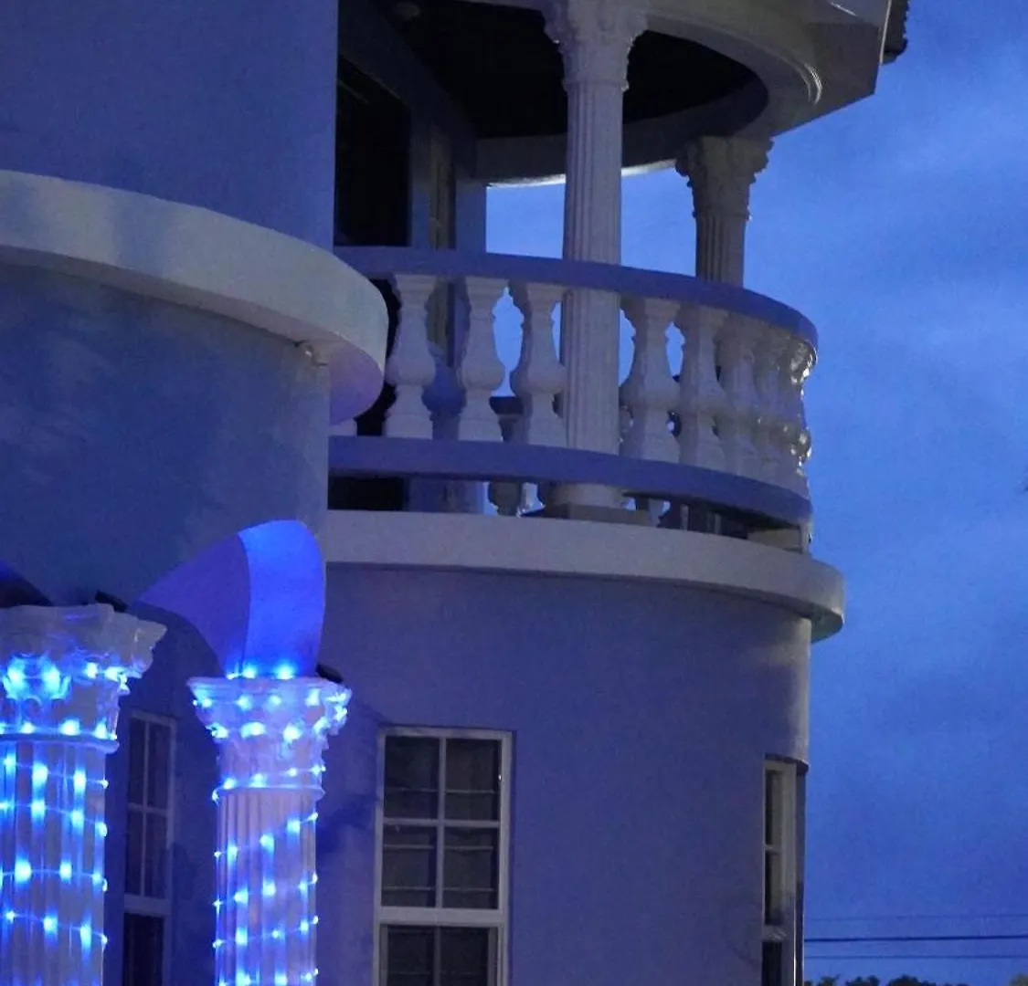 Blue Flamingo Villa Montego Bay 0*,